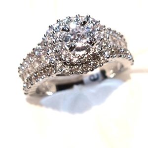 Brilliant white sapphire, silver .925